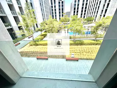 Spacious luxurious lush 1bhk apartment 2 bathrooms Balcony Kitchen appliances pool view