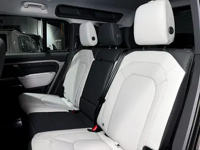 2026 LAND Rover DEFENDER — миниатюра 10
