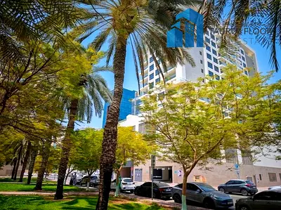 1BR| Family Only| Near City Centre Metro