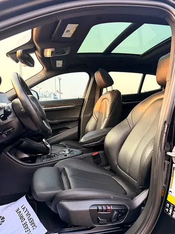 2021 BMW X2 thumbnail 11