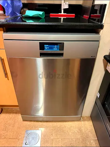 Free delivery Siemens iQ700 freestanding 3 rack dishwasher - excellent working condition