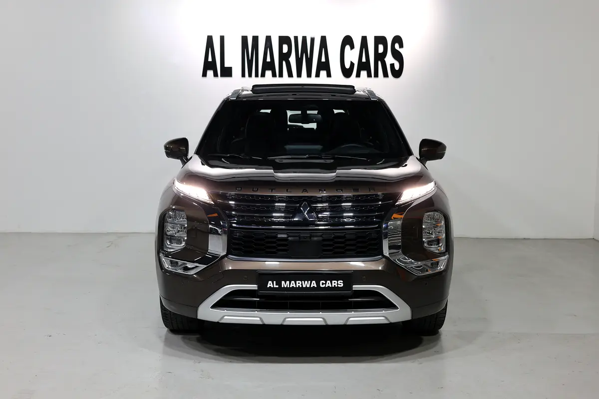 ميتسوبيشي أوتلاندر 2024