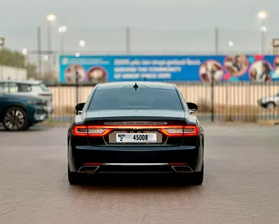 صورة 4 لـ 2019 Lincoln CONTINENTAL