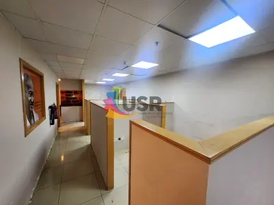 CHILLER FREE | FITTED OFFICE | PANTRY | CLOSE TO METRO 140K
