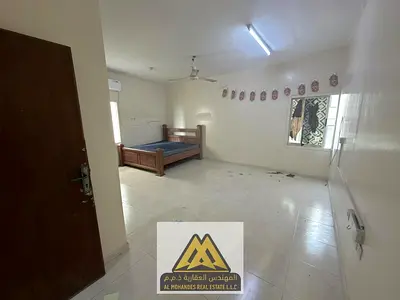Luxury studio apartment / Largest and most spacious / New split air conditioning / Free maintenance