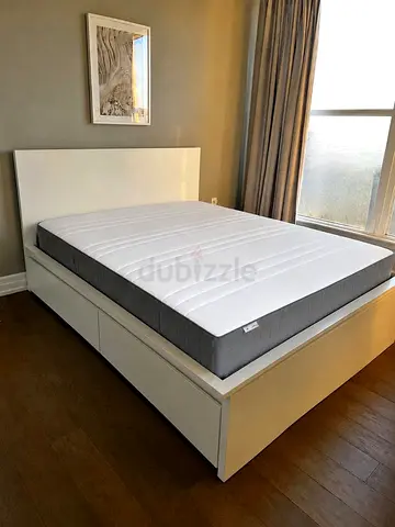 IKEA White MALM Queen Storage Bed with IKEA Mattress 160 x 200 cm