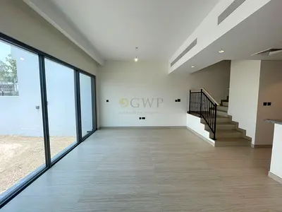 Park Facing | Spacious | Bright | Vacant