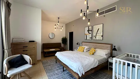 Fully Furnished I High Floor I Free hold