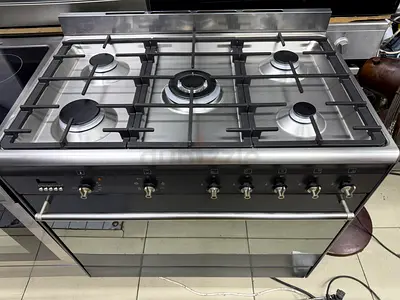 Smeg Combination cooker with electric oven Top Gas , 90Cm DELIVERY + WARRANTY