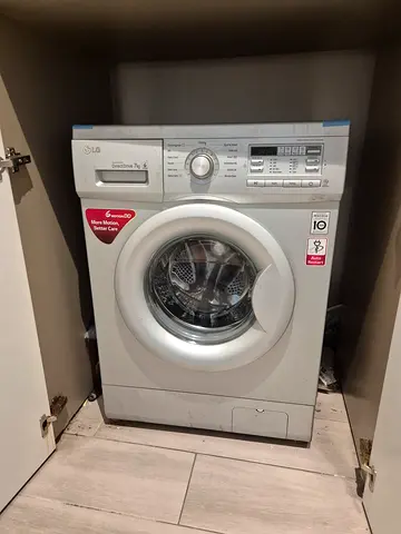 LG front load washing machine - 7kg, good working condition. Never repaired