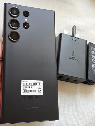 Samsung S23 Ultra 5G
256GB / 8GB
H.K Display
Everything Working