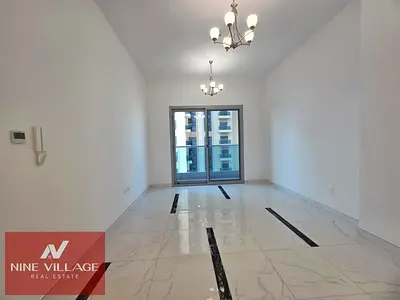 HIGHER FLOOR - MODERN 2 BR - CLOSE$D KITCHEN - FAMILY BUILDING