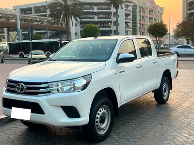 2021 TOYOTA HILUX 2.7 DOUBLE CABIN 4X4 MANUAL GEAR