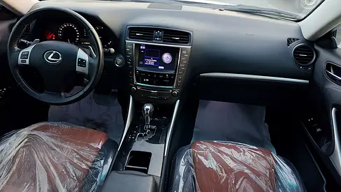 صورة 9 لـ 2013 Lexus IS-SERIES