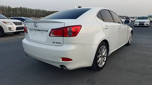 صورة 3 لـ 2013 Lexus IS-SERIES