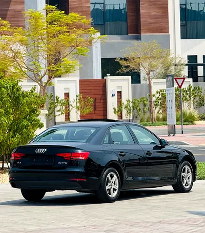 2018 AUDI A4 — фото 6