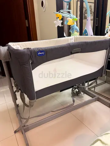 Chicco Next2Me Bedside Crib for Sale