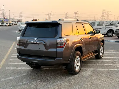 2020 Toyota 4RUNNER — фото 3