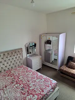 Furnished room attach baht for couple or ladies