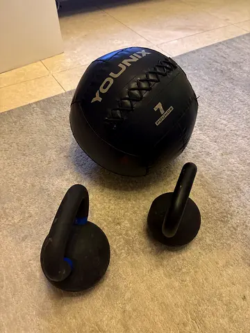 Used 7kg Medicine Ball + Pair of Push-Up Handles — Good Condition