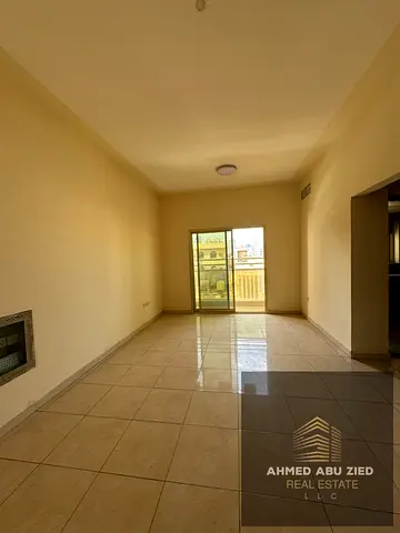 2 BR + Hall - 1500 Sq.Ft - Balcony - Central AC - Close to dubai and shj ex - Near All - Super Delu