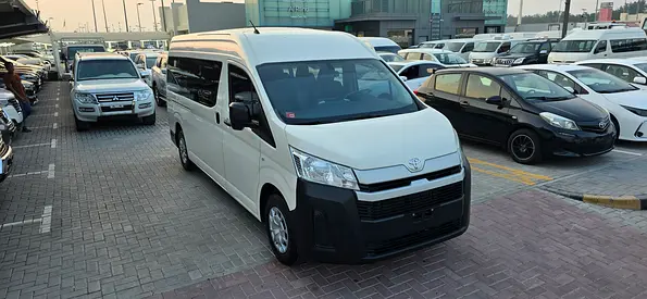 2023 Toyota HIACE — фото 5