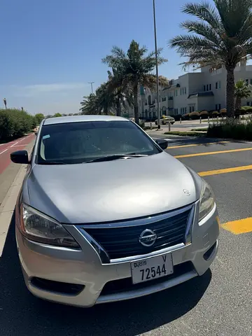 2013 Nissan SENTRA 照片 5