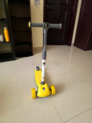 Yellow 3-Wheel Kids Scooter — Adjustable Handle, Good Condition