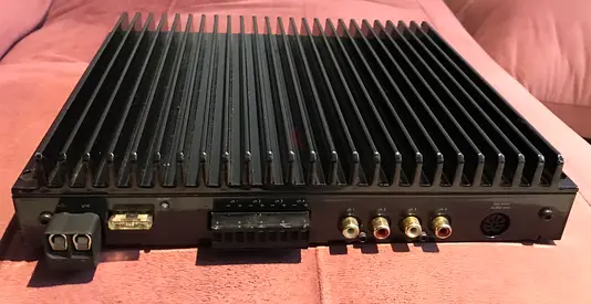a/d/s Old School Amplifier and Speakers