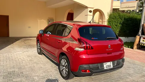 Peugeot 3008 Premium 2015 GCC Specs - Well Maintained