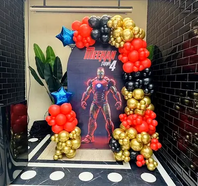 Balloons decorations services Available