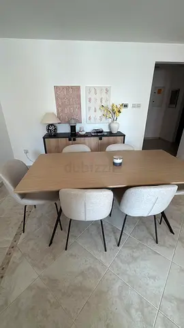 6-Seater Modern Oak Dining Table with Upholstered Chairs