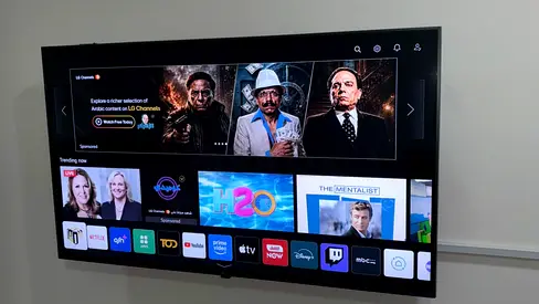 LG 43” 4K UHD Smart TV – Like New ✨  Selling my LG 43UP7750PVB 4K UHD Smart TV (2021) in excellent,