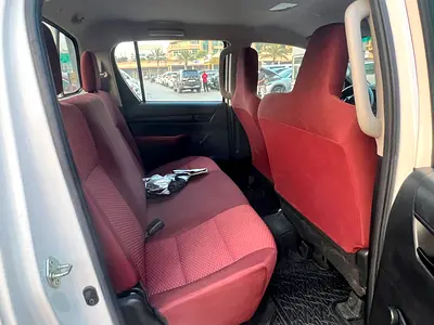 2021 Toyota HILUX — миниатюра 9