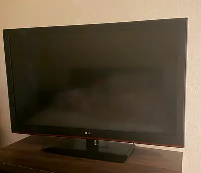 Tv unit - LG - 42 - Good condition