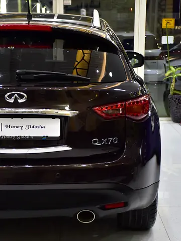 2016 Infiniti QX70 缩略图 9