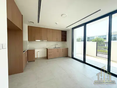 BRAND NEW | SINGLE ROW | SPACIOUS LAYOUT | MULTIPLE OPTIONS