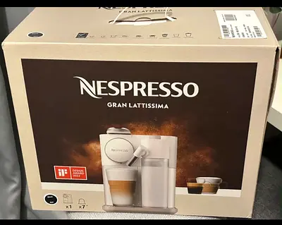 Nespresso gran lattissma Black
