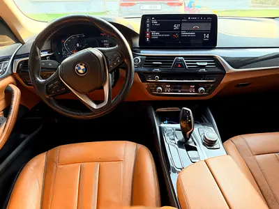 BMW 5 Series 520i Exclusive, миниатюра 2