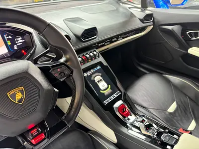 صورة مصغرة 9 لـ 2022 Lamborghini HURACAN