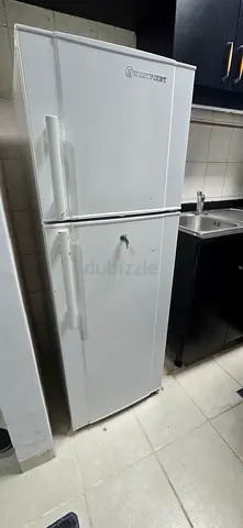 White Westpoint Top-Freezer Refrigerator - Good Working Condition