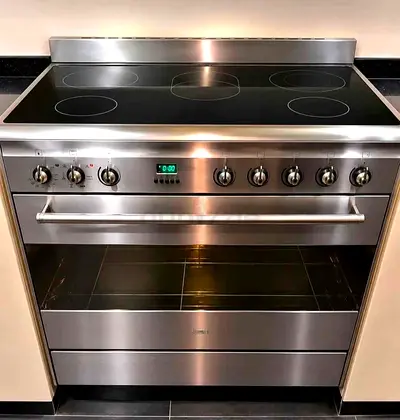 SMEG Italian 5-Burner Electric Ceramic Cooking Range 90x60 CM
