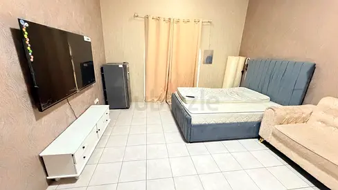 EXCLUSIVE MASTER BEDROOM🏡 for couples or ladies 🚪Ready to move