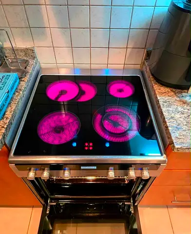 Free delivery Siemens electric ceramic cooker 60 cm