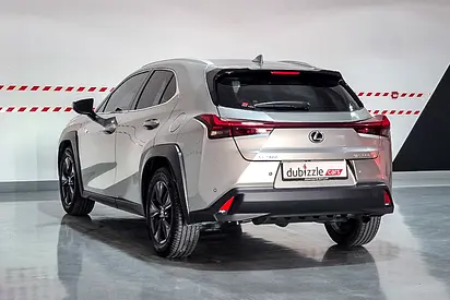 صورة 8 لـ 2025 Lexus UX-SERIES