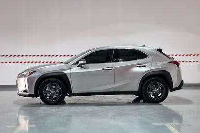 صورة 5 لـ 2025 Lexus UX-SERIES
