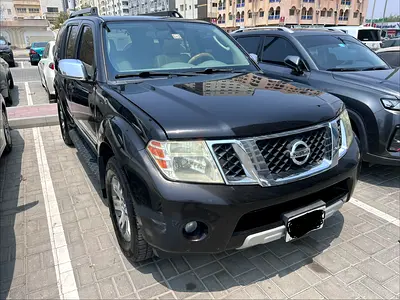 2011 Nissan Pathfinder LE V8 4WD | Automatic | 276,930 km