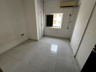 Studio apartment for rent, separate kitchen, built-in wardrobes, split AC, family building, mainten