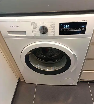 Siemens iQ500 washing machine 9 kg neat and clean perfect working
