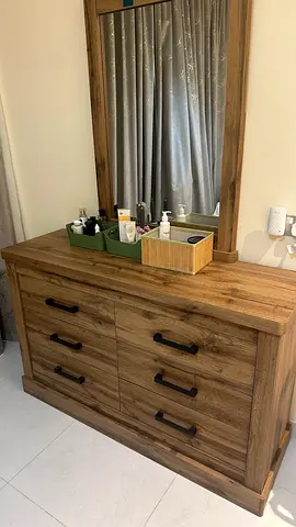 MIRROR Table